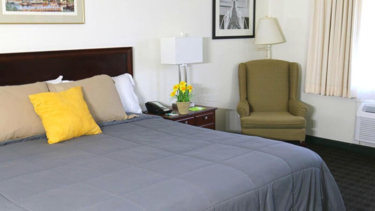 Camden Riverhouse Hotel And Inn Εξωτερικό φωτογραφία