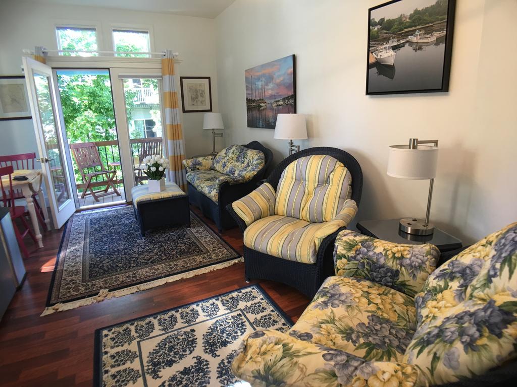 Camden Riverhouse Hotel And Inn Εξωτερικό φωτογραφία
