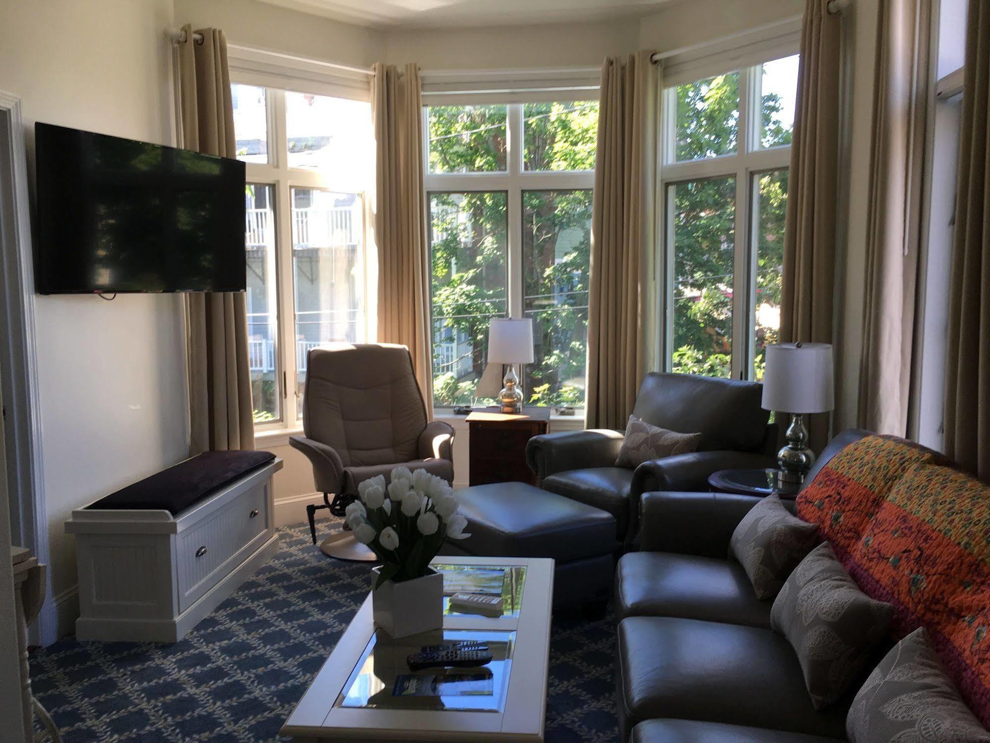 Camden Riverhouse Hotel And Inn Εξωτερικό φωτογραφία