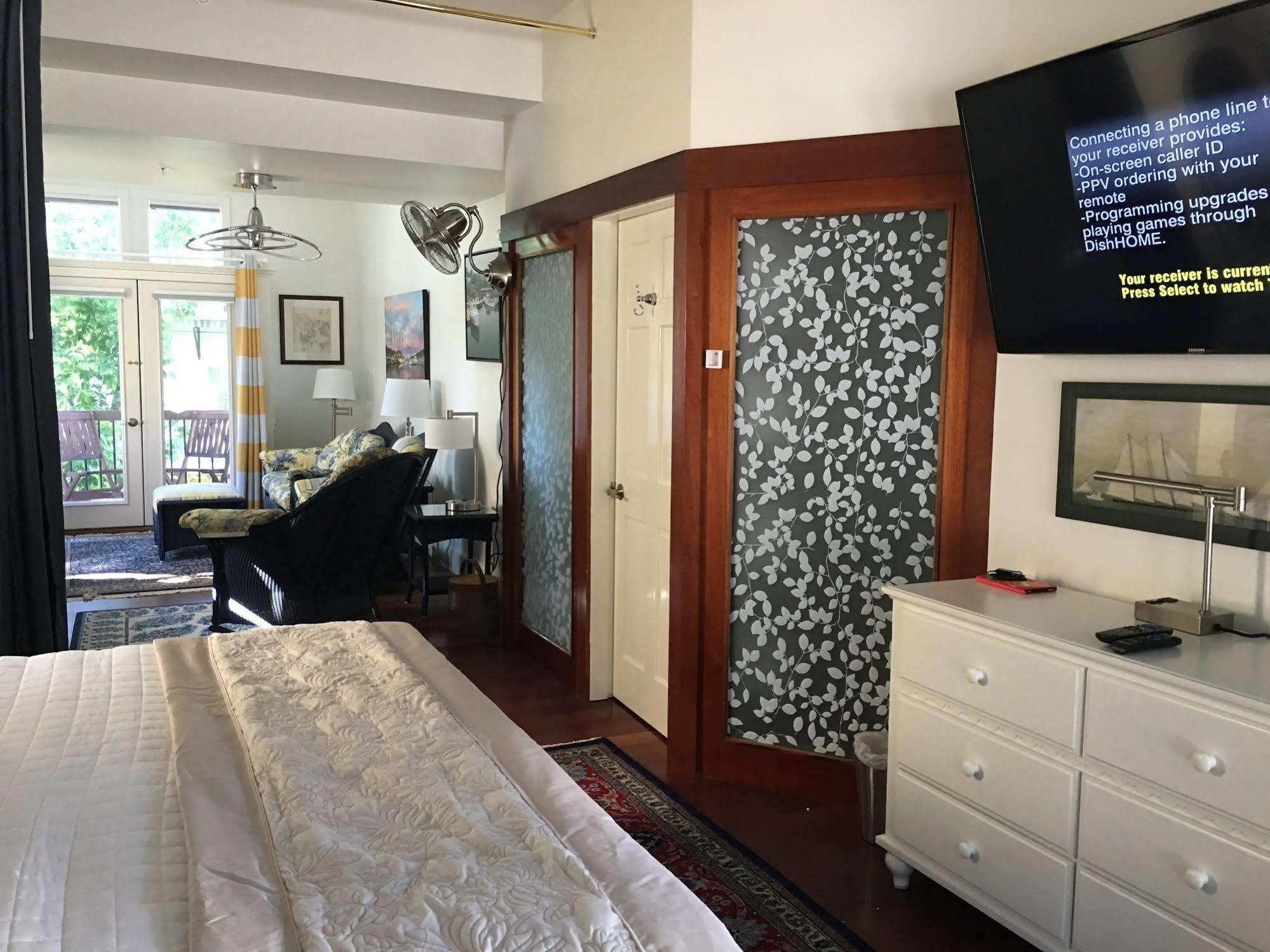 Camden Riverhouse Hotel And Inn Εξωτερικό φωτογραφία